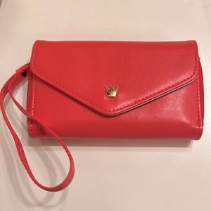 crown wallet with zippered pocket and credit card slots